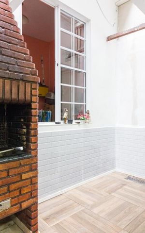 Casa à venda com 350m², 3 quartos e 2 vagasChurrasqueira