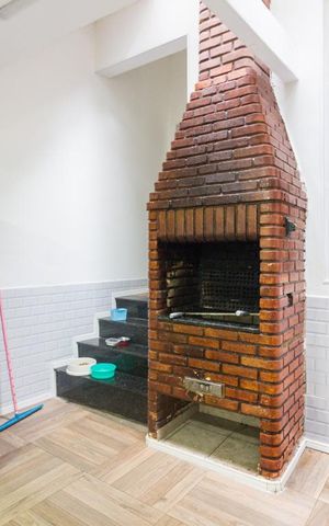 Casa à venda com 350m², 3 quartos e 2 vagasChurrasqueira
