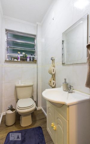 Casa à venda com 350m², 3 quartos e 2 vagasLavabo