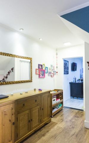 Casa à venda com 350m², 3 quartos e 2 vagasSala