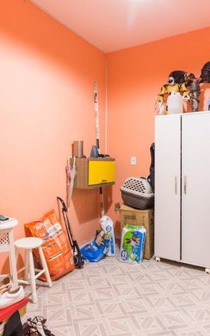 Casa à venda com 350m², 3 quartos e 2 vagasQuarto Fundos