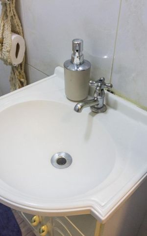 Casa à venda com 350m², 3 quartos e 2 vagasLavabo