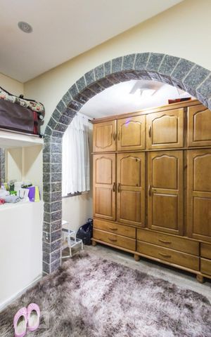 Casa à venda com 350m², 3 quartos e 2 vagasCloset Suite 2