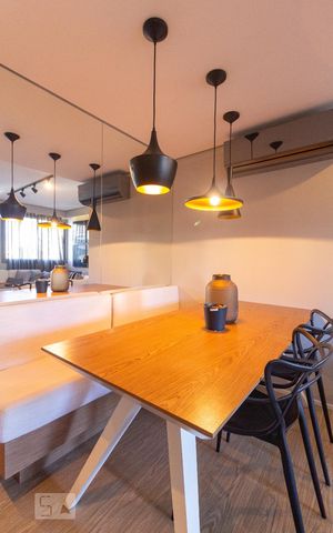 Apartamento à venda com 55m², 1 quarto e 1 vagaSala