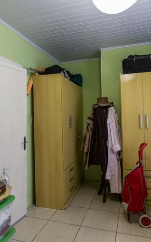 Casa à venda com 400m², 4 quartos e 4 vagas Casa à venda com 400m², 4 quartos e 4 vagasQuarto 3