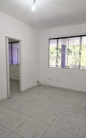 Casa de condomínio à venda com 240m², 2 quartos e 1 vagaSala