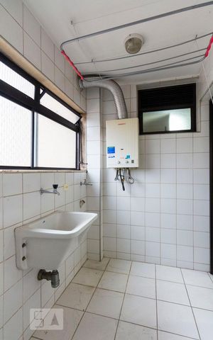 Apartamento à venda com 75m², 3 quartos e 1 vagaÁrea de Serviço