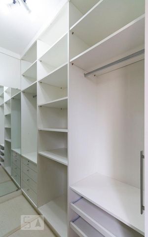 Apartamento à venda com 75m², 3 quartos e 1 vagaCloset do Quarto 3 - Suíte