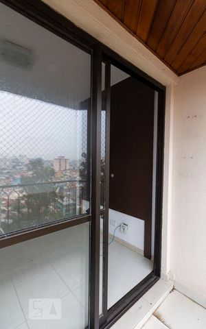 Apartamento à venda com 75m², 3 quartos e 1 vagavaranda