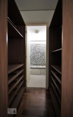 Apartamento para alugar com 70m², 1 quarto e 2 vagasCloset