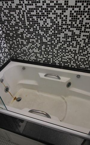 Apartamento para alugar com 70m², 1 quarto e 2 vagasBanheira