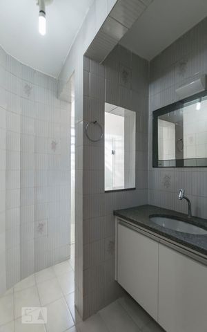 Casa à venda com 250m², 3 quartos e 2 vagasQuarto 3 - Suíte/ Banheiro