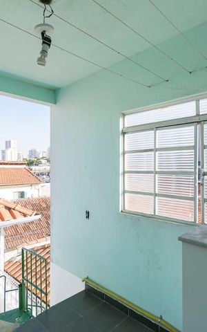 Casa à venda com 250m², 3 quartos e 2 vagasÁrea de serviço