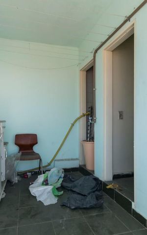 Casa à venda com 250m², 3 quartos e 2 vagasÁrea de serviço