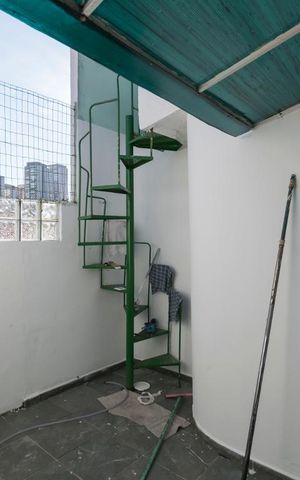 Casa à venda com 250m², 3 quartos e 2 vagasÁrea de serviço