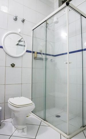 Apartamento à venda com 83m², 2 quartos e sem vagaBanheiro