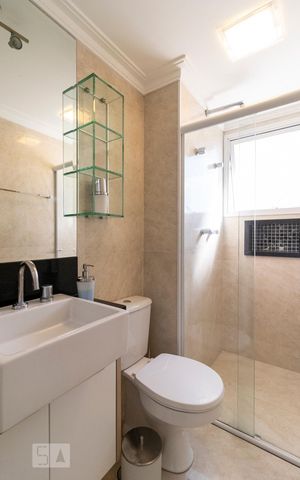 Apartamento à venda com 128m², 2 quartos e 2 vagas Apartamento à venda com 128m², 2 quartos e 2 vagasBanheiro Suíte 1