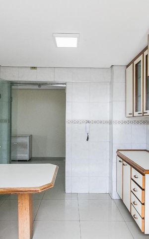 Apartamento à venda com 115m², 3 quartos e 2 vagasCozinha