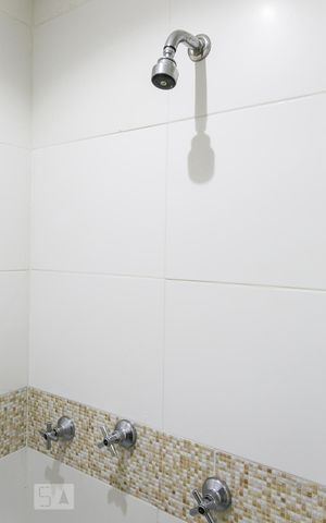 Apartamento à venda com 115m², 3 quartos e 2 vagasBanheiro 1 - Chuveiro