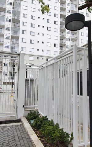 Apartamento para alugar com 67m², 3 quartos e 1 vagaFachada