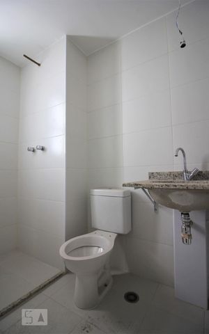 Apartamento para alugar com 67m², 3 quartos e 1 vagaBanheiro da suíte