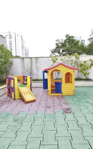 Apartamento para alugar com 67m², 3 quartos e 1 vagaPlayground