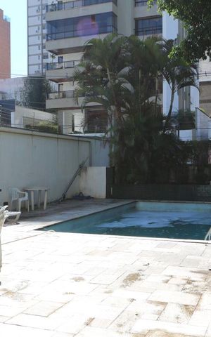Apartamento para alugar com 120m², 3 quartos e 2 vagaspiscina