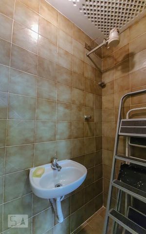 Apartamento para alugar com 142m², 3 quartos e 2 vagasBanheiro de Serviço