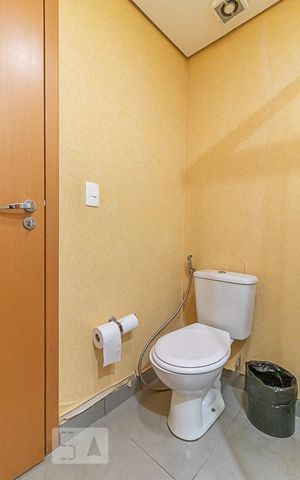 Studio à venda com 29m², 1 quarto e sem vaga Studio à venda com 29m², 1 quarto e sem vagaBanheiro