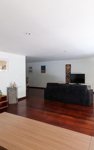 Apartamento para alugar com 170m², 3 quartos e 2 vagas Apartamento para alugar com 170m², 3 quartos e 2 vagasSala