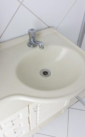 Casa para alugar com 200m², 2 quartos e 2 vagasBanheiro