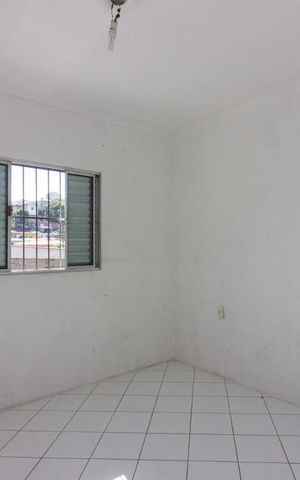 Casa para alugar com 200m², 2 quartos e 2 vagasQuarto 1