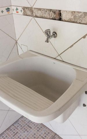 Casa para alugar com 200m², 2 quartos e 2 vagasÁrea de Serviço