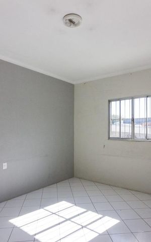 Casa para alugar com 200m², 2 quartos e 2 vagasSala