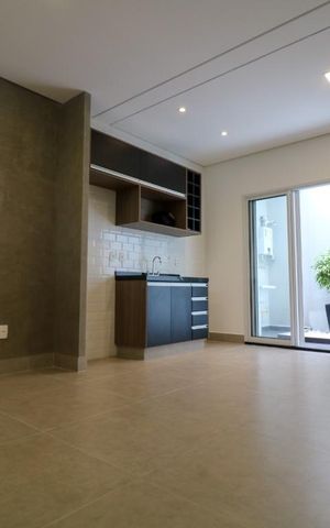 Casa de condomínio à venda com 103m², 2 quartos e 1 vaga Casa de condomínio à venda com 103m², 2 quartos e 1 vagaSala e cozinha