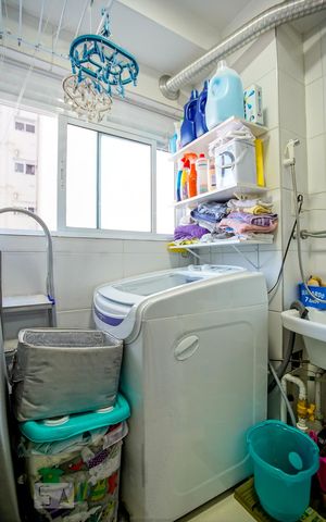 Apartamento à venda com 52m², 2 quartos e 1 vaga Apartamento à venda com 52m², 2 quartos e 1 vagaÁrea de Serviço