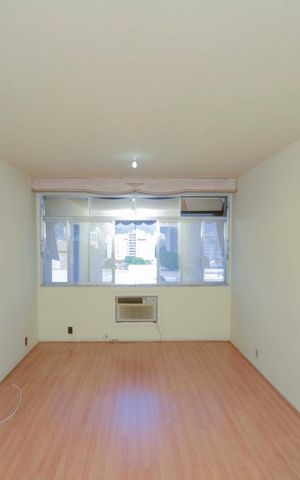 Apartamento à venda com 86m², 3 quartos e 1 vagaSala