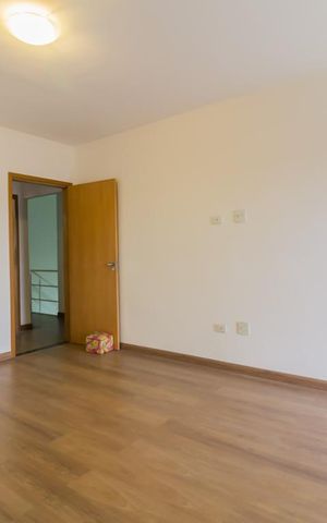 Casa à venda com 400m², 4 quartos e 5 vagas Casa à venda com 400m², 4 quartos e 5 vagasSuíte 3