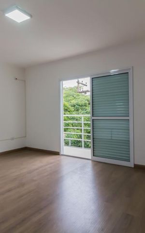 Casa à venda com 400m², 4 quartos e 5 vagas Casa à venda com 400m², 4 quartos e 5 vagasSuíte 1