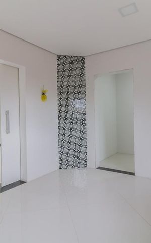 Casa à venda com 400m², 4 quartos e 5 vagas Casa à venda com 400m², 4 quartos e 5 vagasCozinha