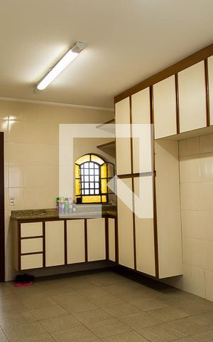Casa à venda com 260m², 3 quartos e 5 vagasCozinha
