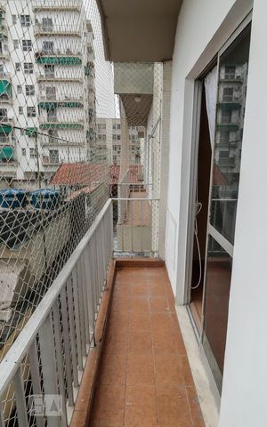 Apartamento à venda com 72m², 2 quartos e 1 vagaVaranda