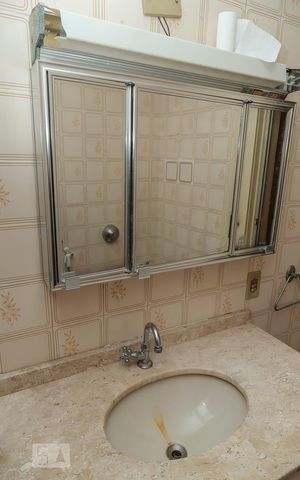 Apartamento à venda com 72m², 2 quartos e 1 vagaBanheiro