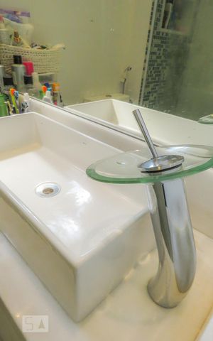 Apartamento para alugar com 130m², 3 quartos e 2 vagas Apartamento para alugar com 130m², 3 quartos e 2 vagasBanheiro suíte