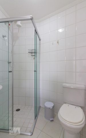 Apartamento à venda com 150m², 2 quartos e 3 vagasBanheiro de Serviço
