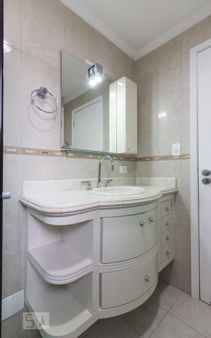 Apartamento à venda com 150m², 2 quartos e 3 vagasBanheiro