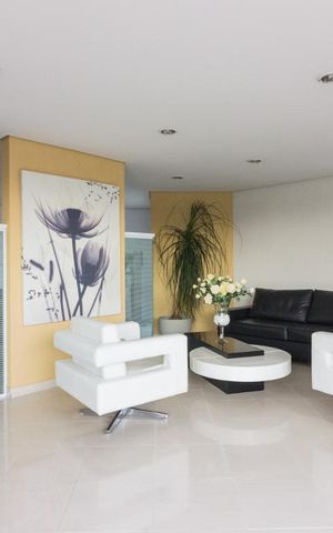 Apartamento à venda com 150m², 2 quartos e 3 vagasHall social