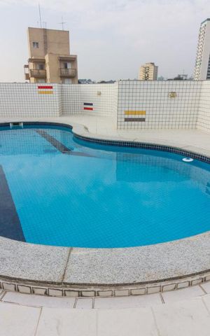 Apartamento à venda com 150m², 2 quartos e 3 vagasPiscina
