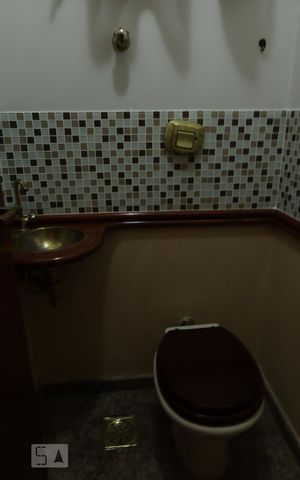Apartamento à venda com 220m², 3 quartos e 3 vagasLavabo