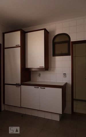 Apartamento à venda com 220m², 3 quartos e 3 vagasÁrea de Serviço